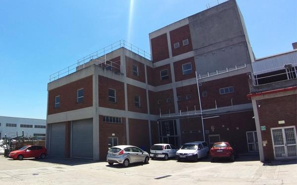 1 024  m² Office Space