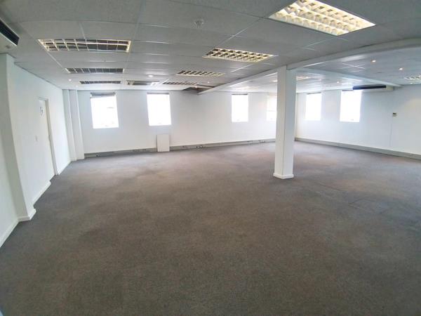 132  m² Office Space