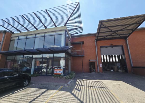 954  m² Industrial space