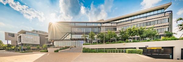 1 071  m² Office Space