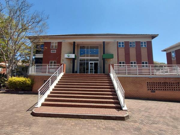 112  m² Commercial space