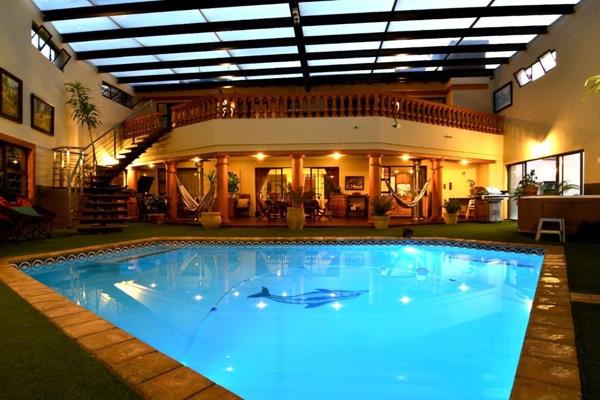12 Bedroom House
