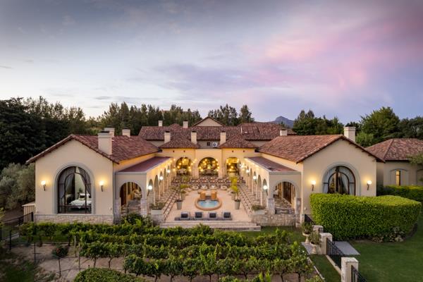 5 Bedroom House
