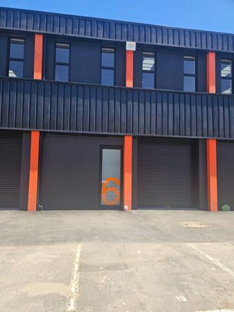 198  m² Industrial space