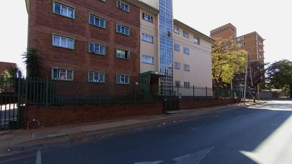 2.5 Bedroom Apartment