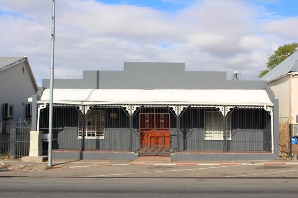 250  m² Commercial space