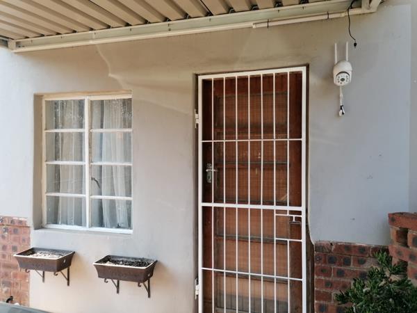 1 Bedroom Garden Cottage