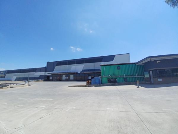 8 124  m² Commercial space