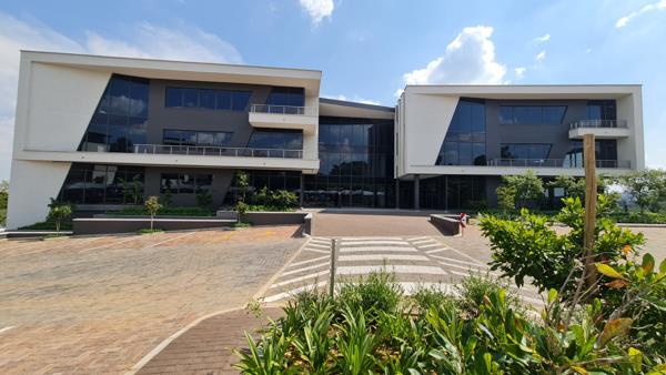 323  m² Office Space