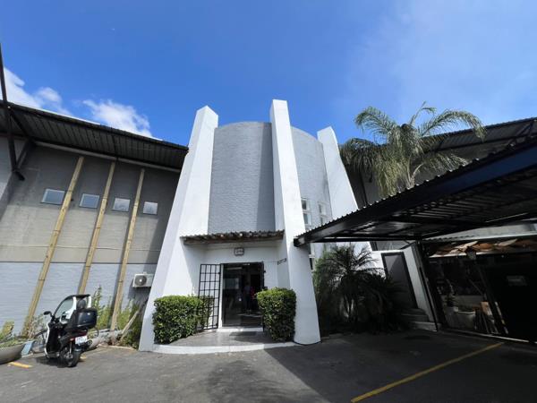 24  m² Commercial space