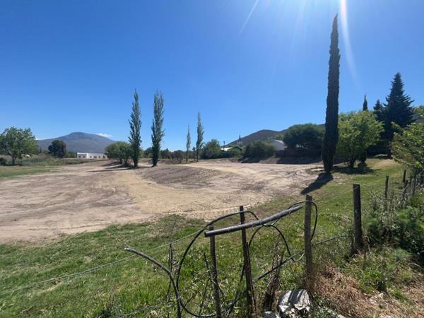 2 974 m² Land