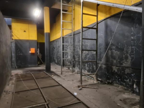 2 100 m² Industrial space