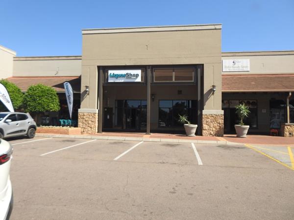 198  m² Retail Space