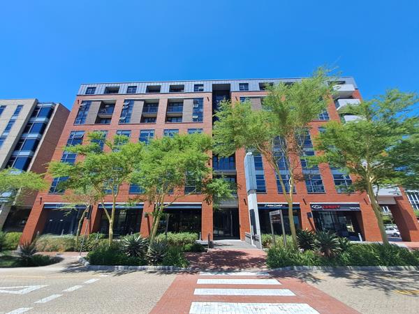 222  m² Commercial space