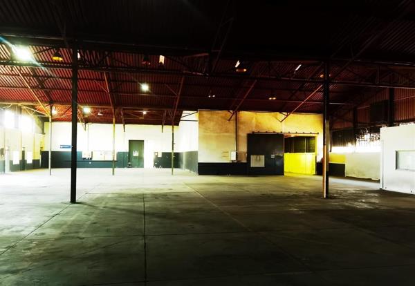 1 915  m² Industrial space