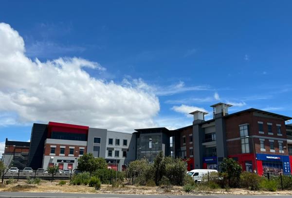 1 095  m² Commercial space