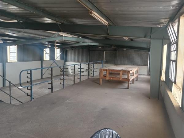 477  m² Industrial space