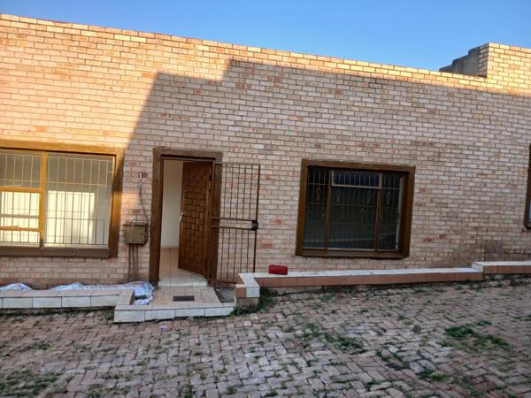 2 Bedroom Apartment