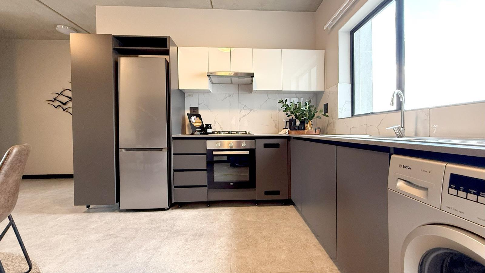 2 Bedroom Apartment in Helderfontein Estate