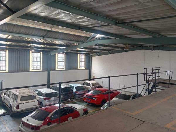 335  m² Commercial space