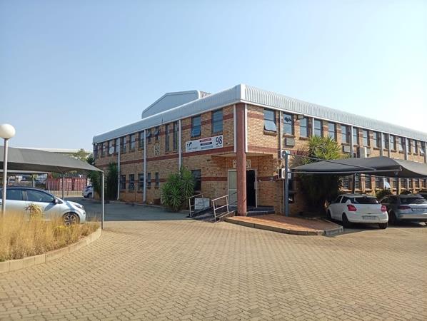 1 700  m² Industrial space