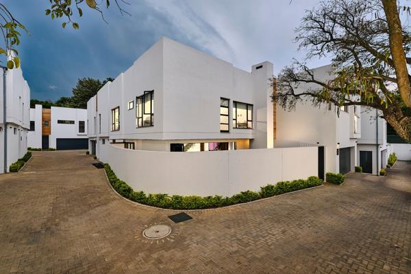 4 Bedroom Townhouse