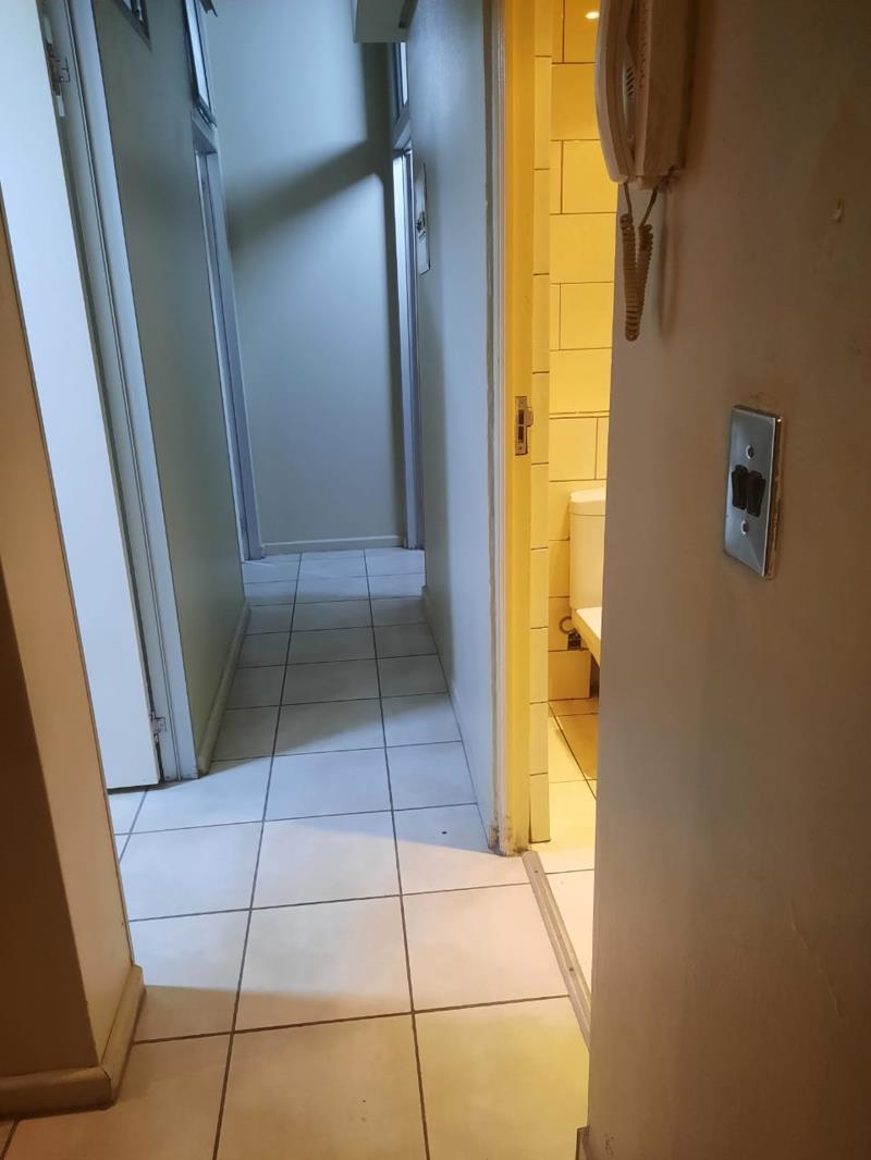 Apartment in Braamfontein - View 3