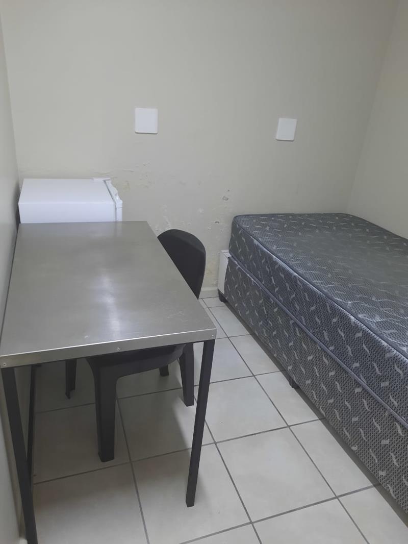 Apartment in Braamfontein - View 4