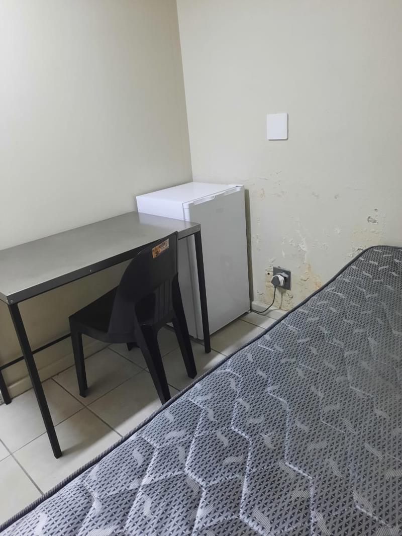 Apartment in Braamfontein - View 5