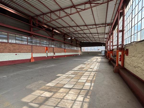 1 000  m² Industrial space