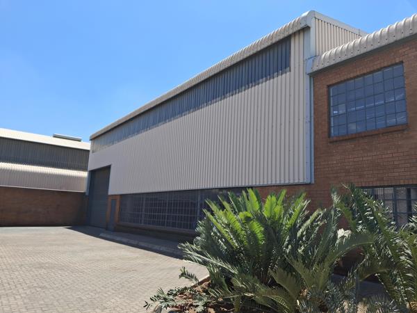 990  m² Industrial space