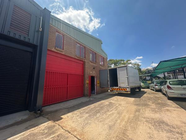 365  m² Industrial space