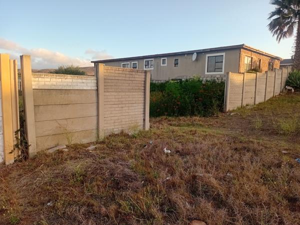890 m² Land