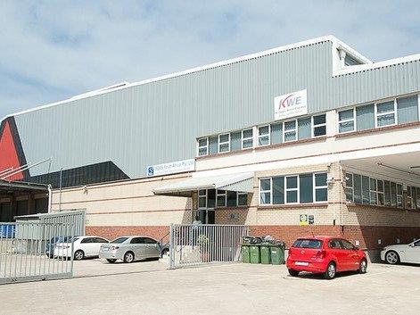 153  m² Industrial space