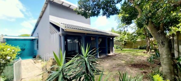 6 Bedroom House