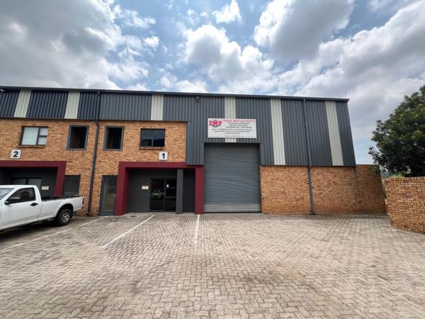 472  m² Industrial space