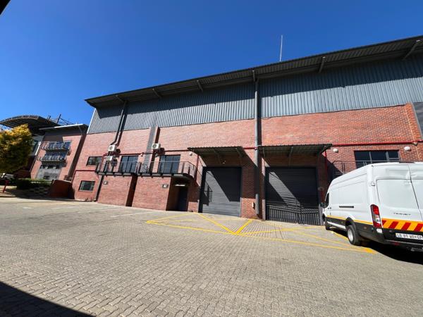 941  m² Industrial space