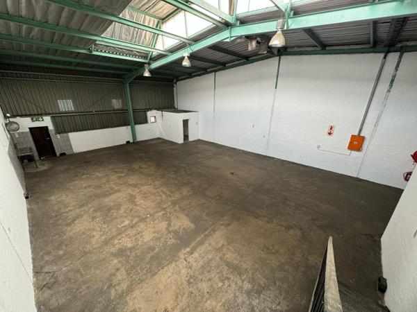 275  m² Industrial space