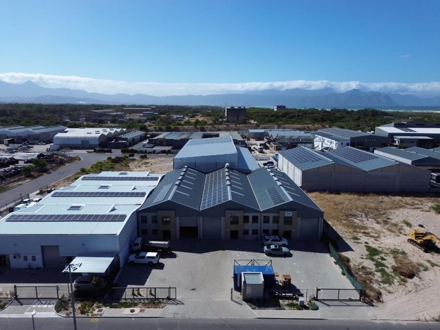 482  m² Industrial space