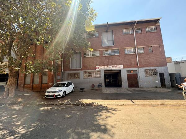 2 218  m² Commercial space