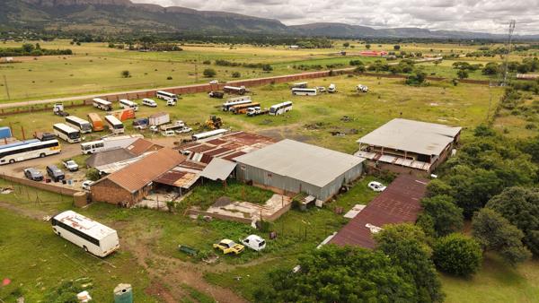 4 ha Commercial Farm