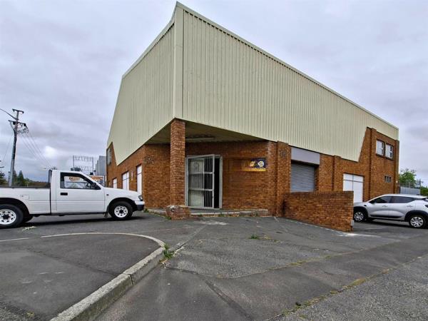 589  m² Commercial space