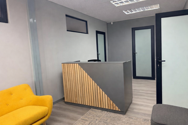 234  m² Commercial space