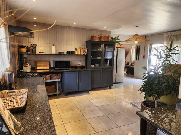 4 Bedroom Townhouse