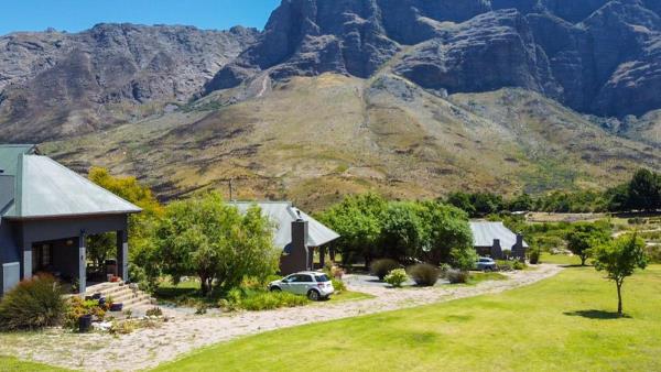 2 Bedroom Garden Cottage