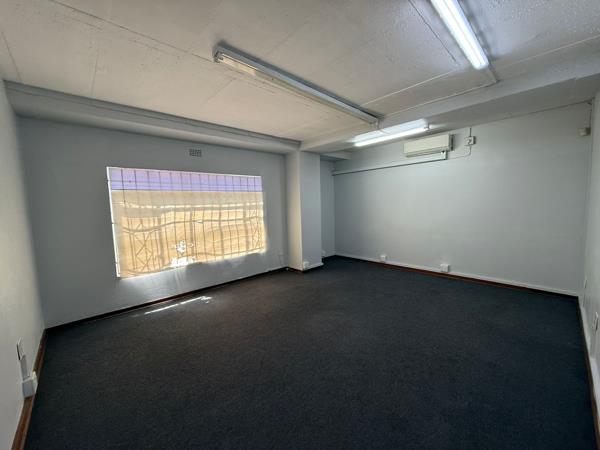 209  m² Commercial space