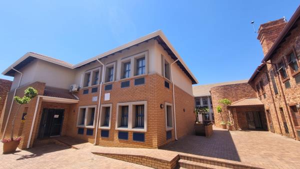 186  m² Commercial space