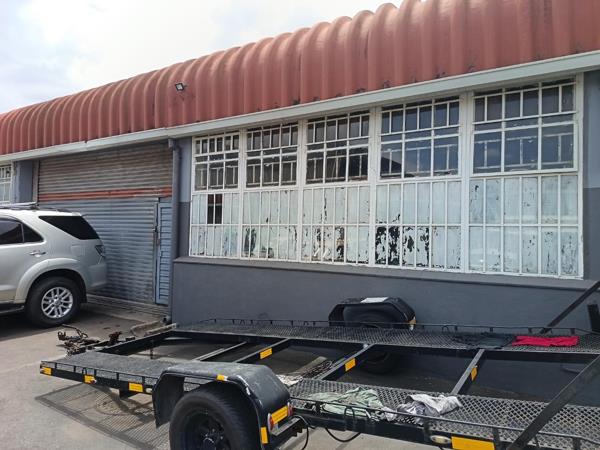 150 m² Commercial space