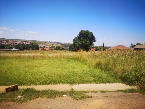 4 233 m² Land