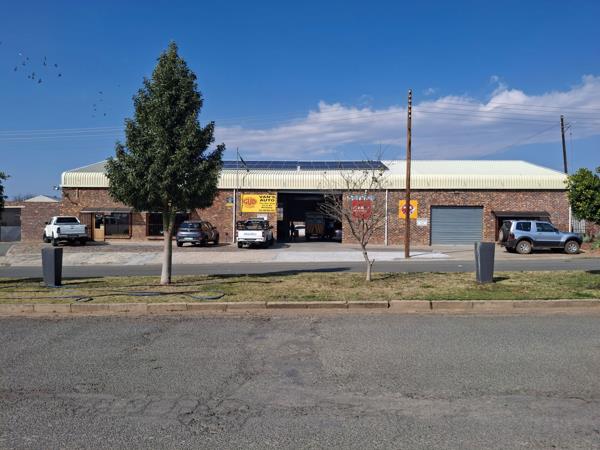 803  m² Industrial space